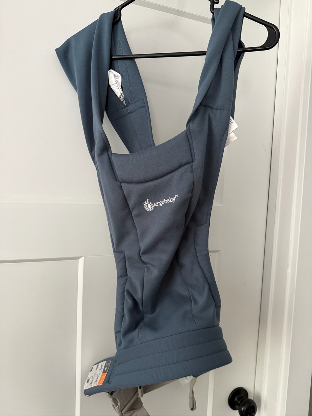 Ergobaby Embrace Carrier in Oxford Blue